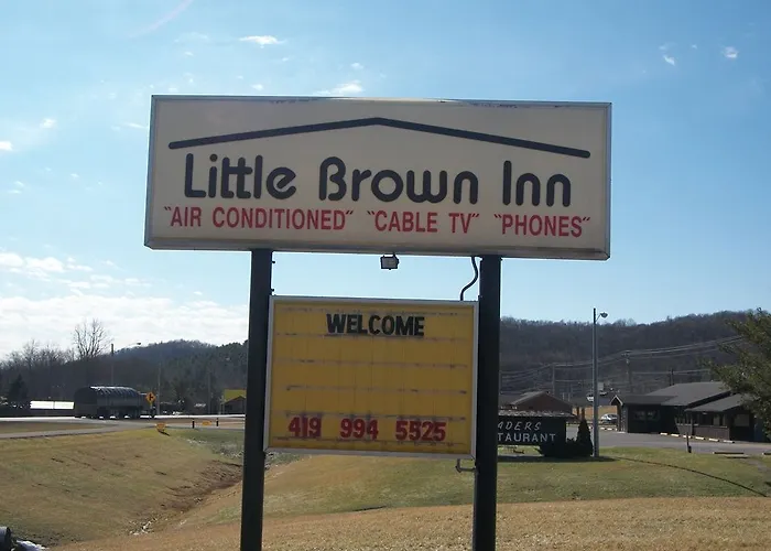 Mohican Little Brown Inn Loudonville